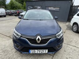 
										Renault Megane IV 5 drzwi hatchback 15DCI full									