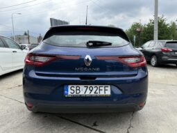 
										Renault Megane IV 5 drzwi hatchback 15DCI full									
