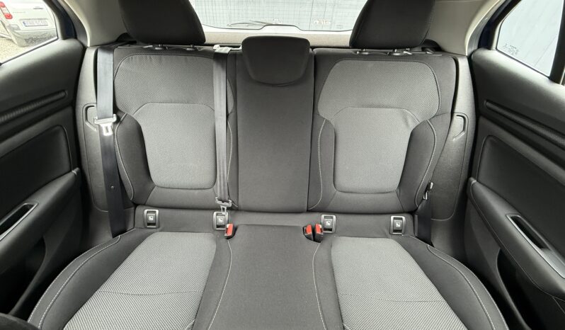 
								Renault Megane IV 5 drzwi hatchback 15DCI full									