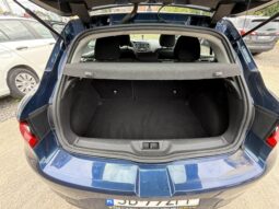 
										Renault Megane IV 5 drzwi hatchback 15DCI full									