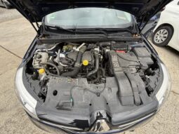 
										Renault Megane IV 5 drzwi hatchback 15DCI full									